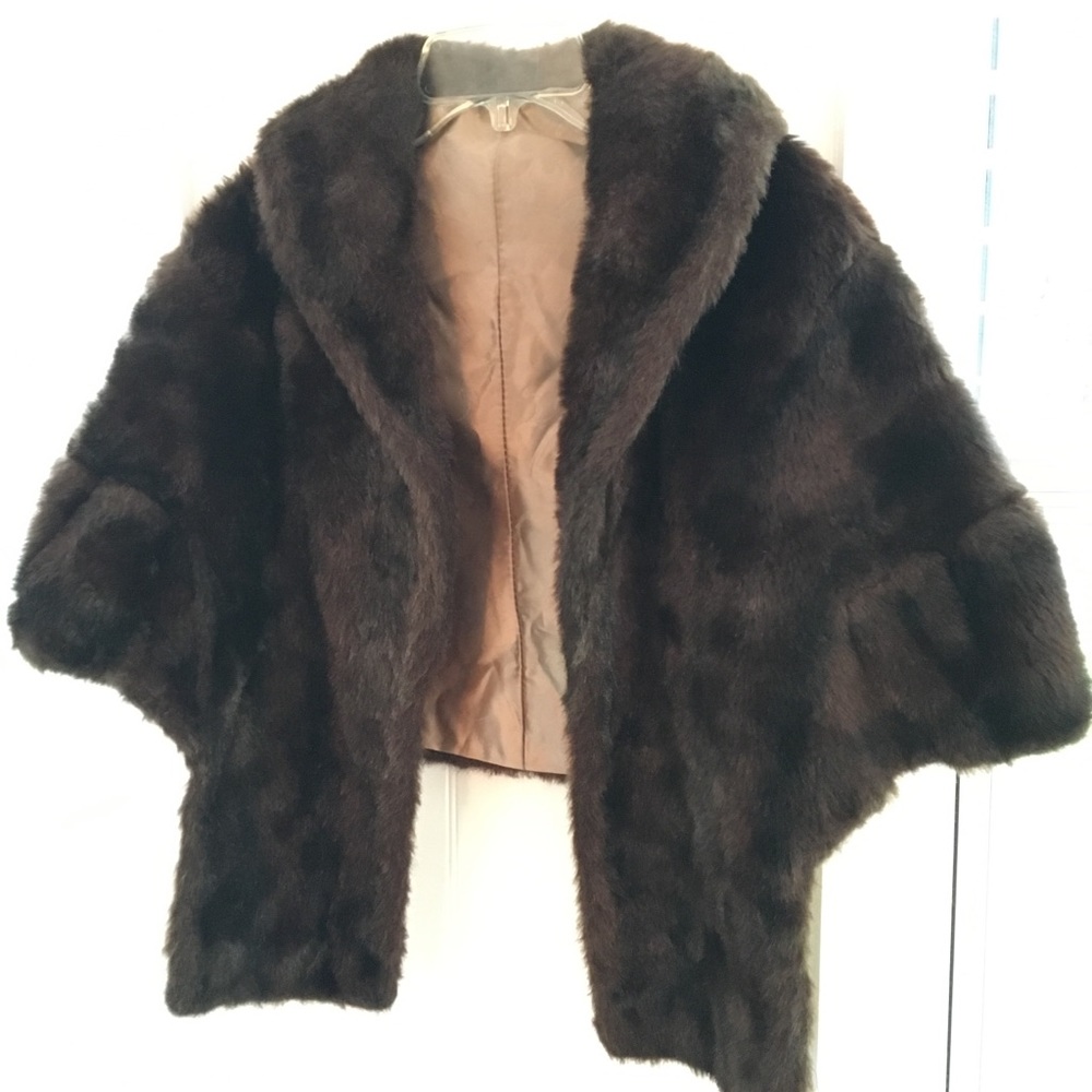 Vintage Dark Brown Faux Fur Cape Capelet Shawl